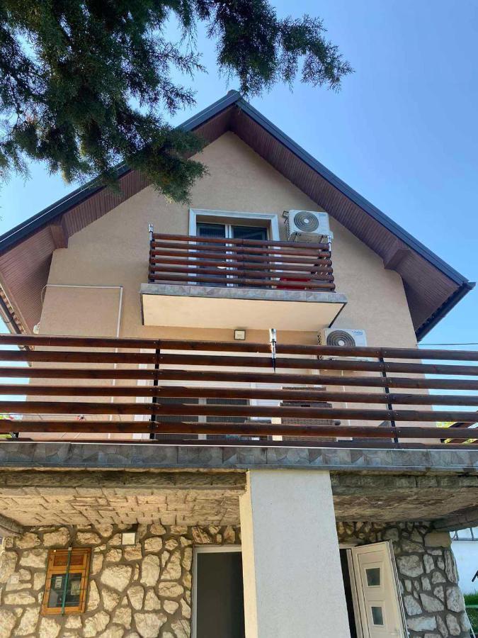Milicin Konak فردنيك المظهر الخارجي الصورة